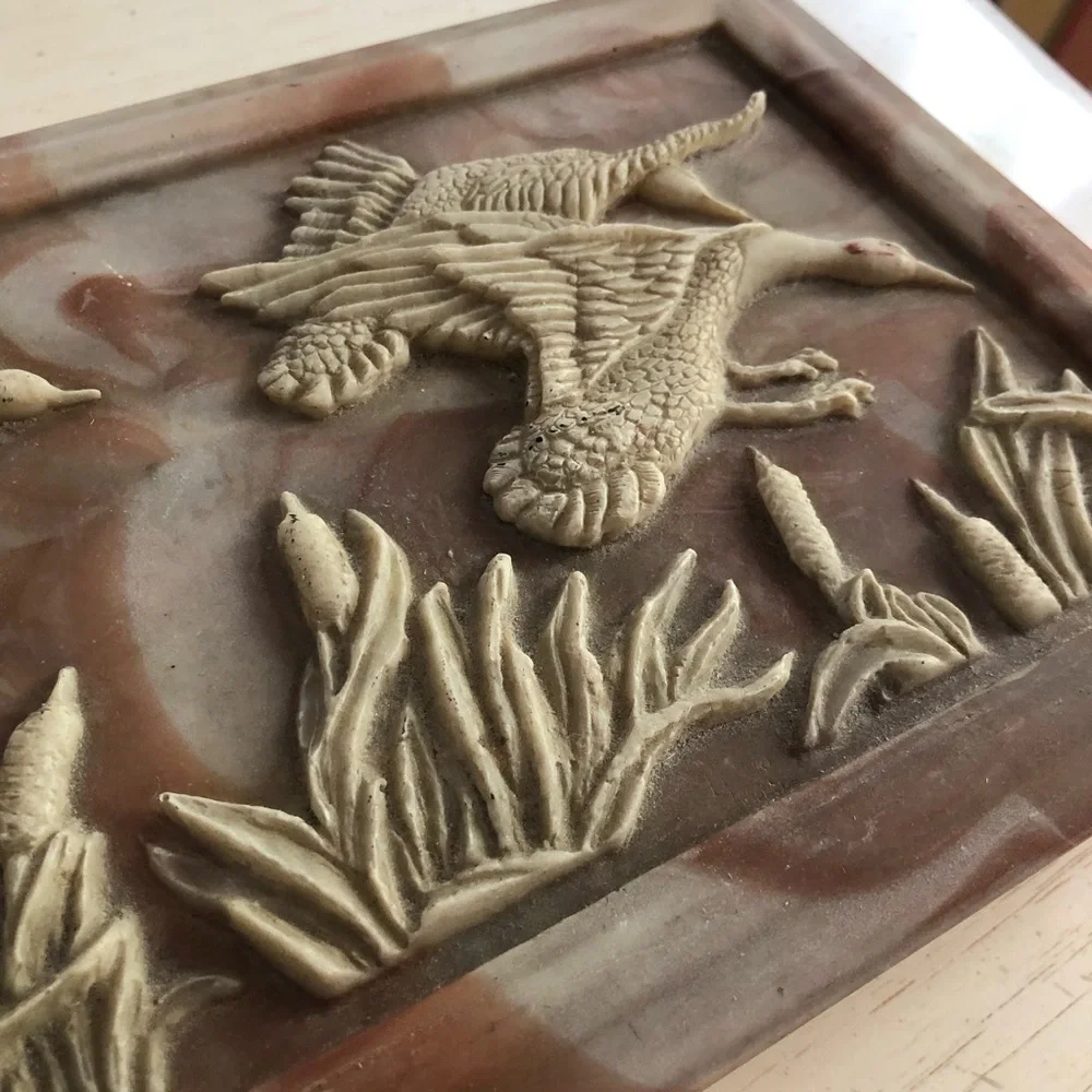 Vintage American Walnut Incolay Stone Duck Embossed Lid Wood Box